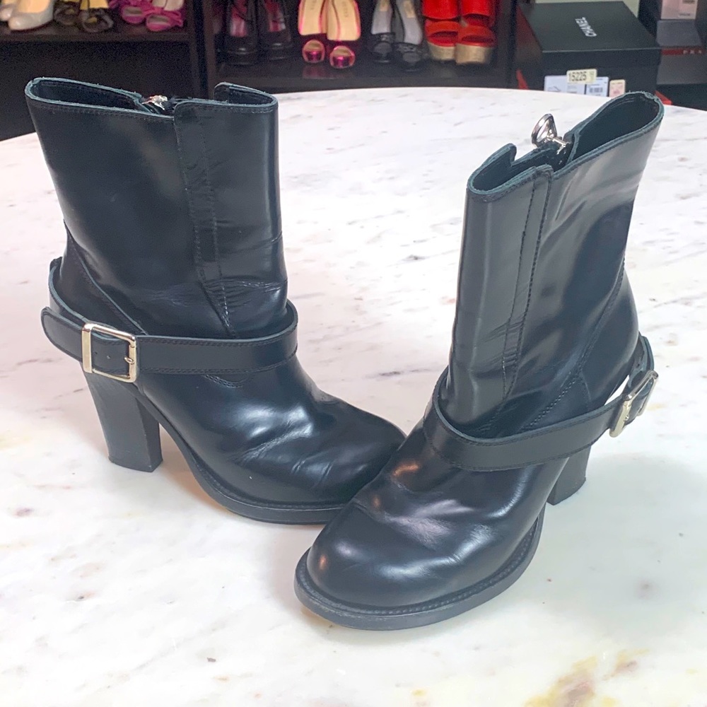Chloe Black Leather Heeled Ankle Boots with Buckle Strap - Picture 2 of 9